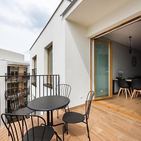 Wola Skwer Sunny Apartment Varşova Dış mekan fotoğraf