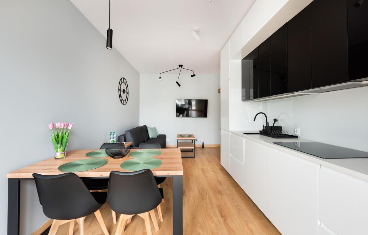 Wola Skwer Sunny Apartment Varşova Dış mekan fotoğraf
