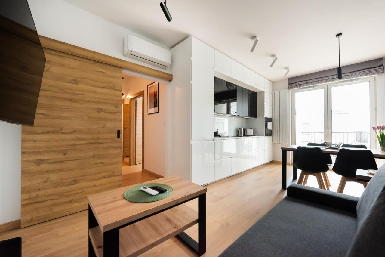 Wola Skwer Sunny Apartment Varşova Dış mekan fotoğraf